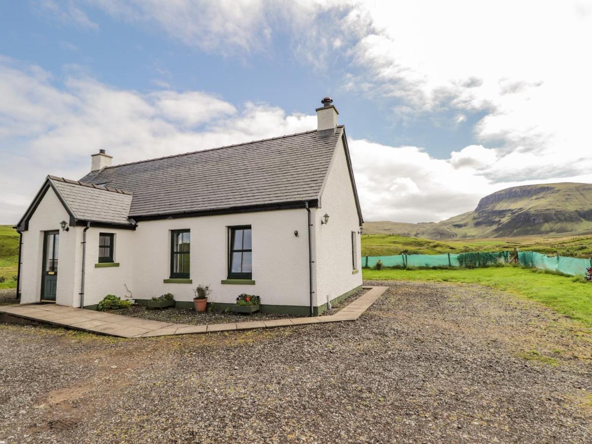 Ridge End Cottage Kilmaluag Экстерьер фото